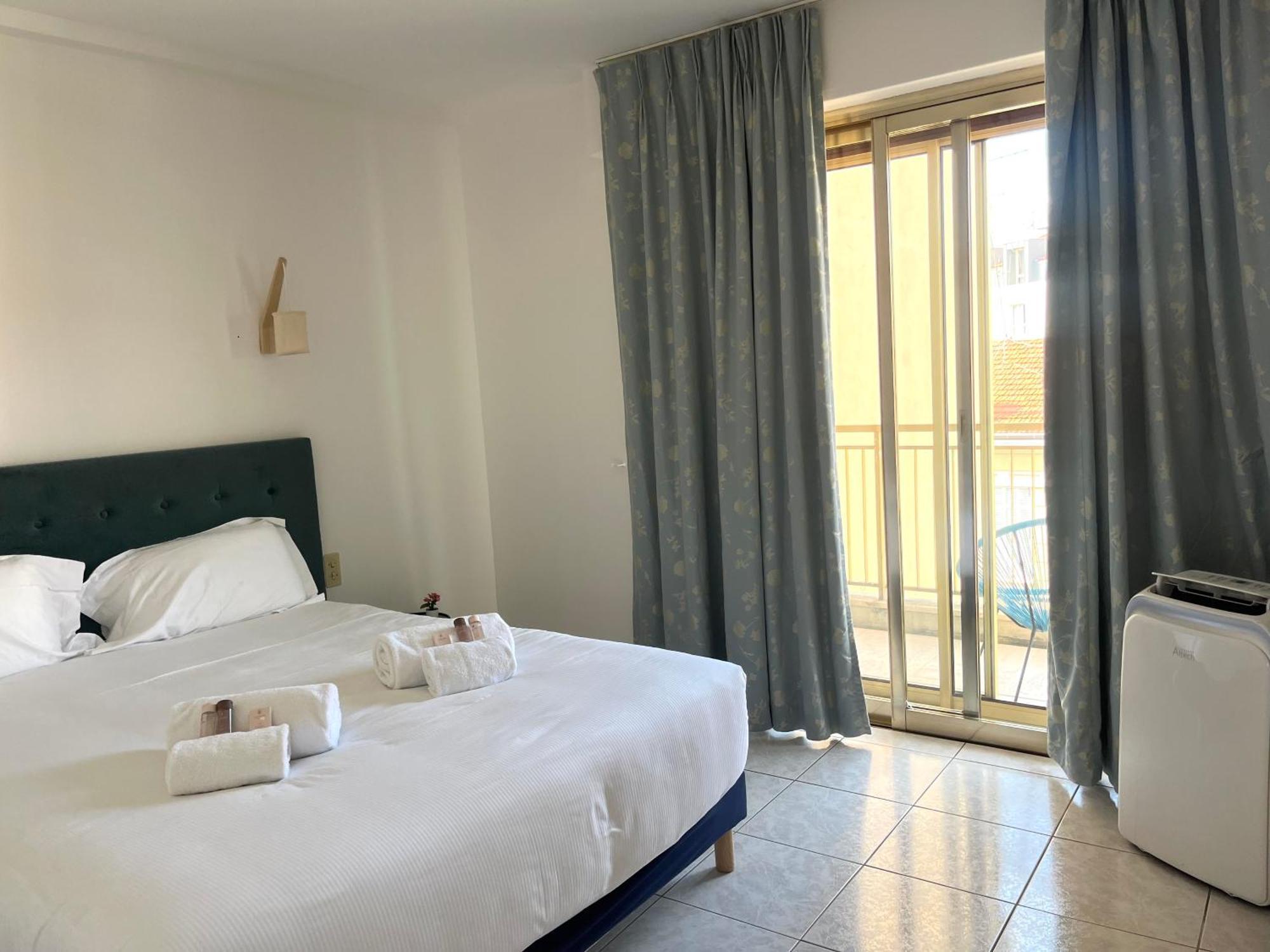 Central -300M Palais- Seaview-A/C-Wifi-Spacieux Cannes Exterior photo