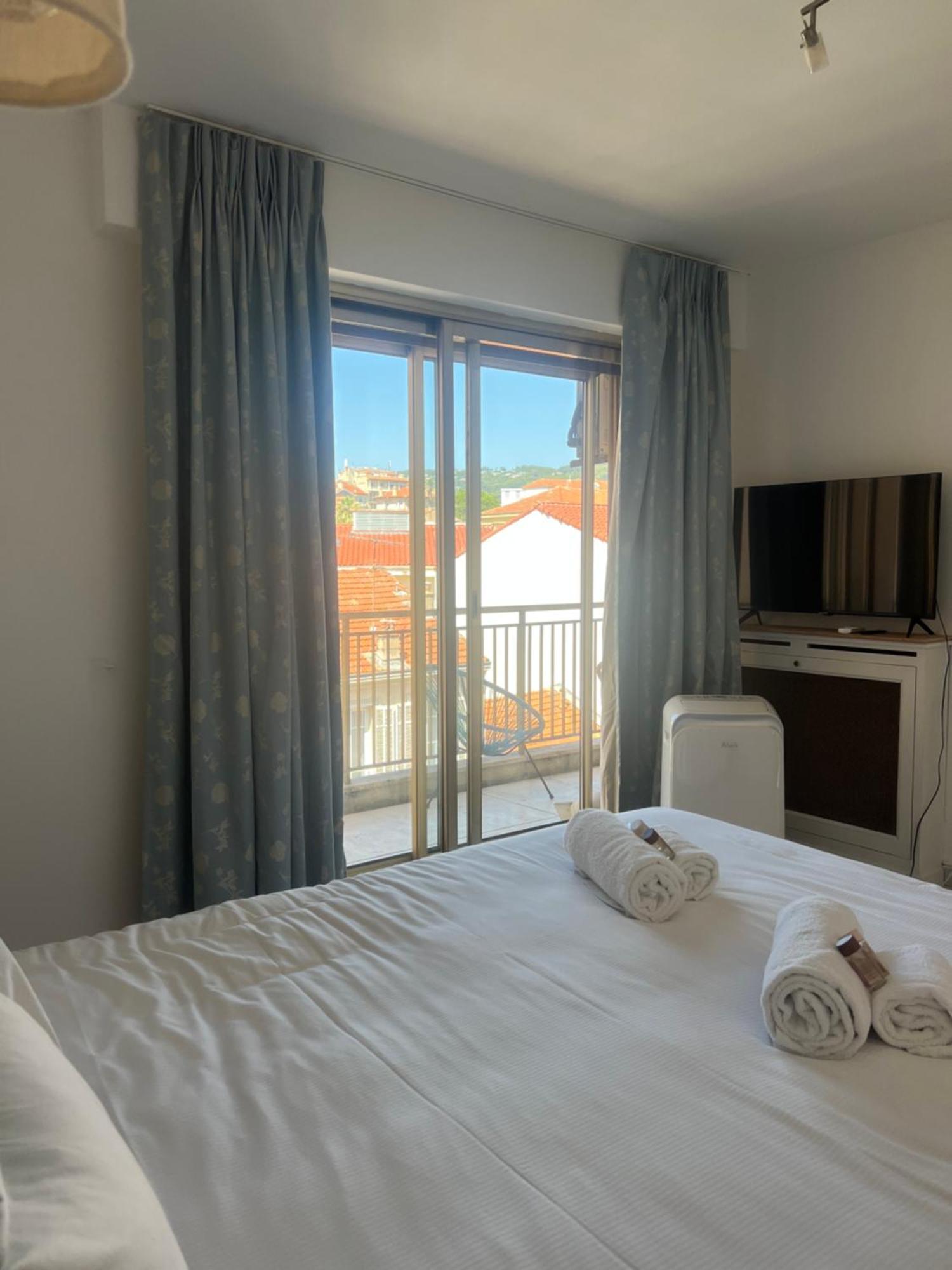 Central -300M Palais- Seaview-A/C-Wifi-Spacieux Cannes Exterior photo