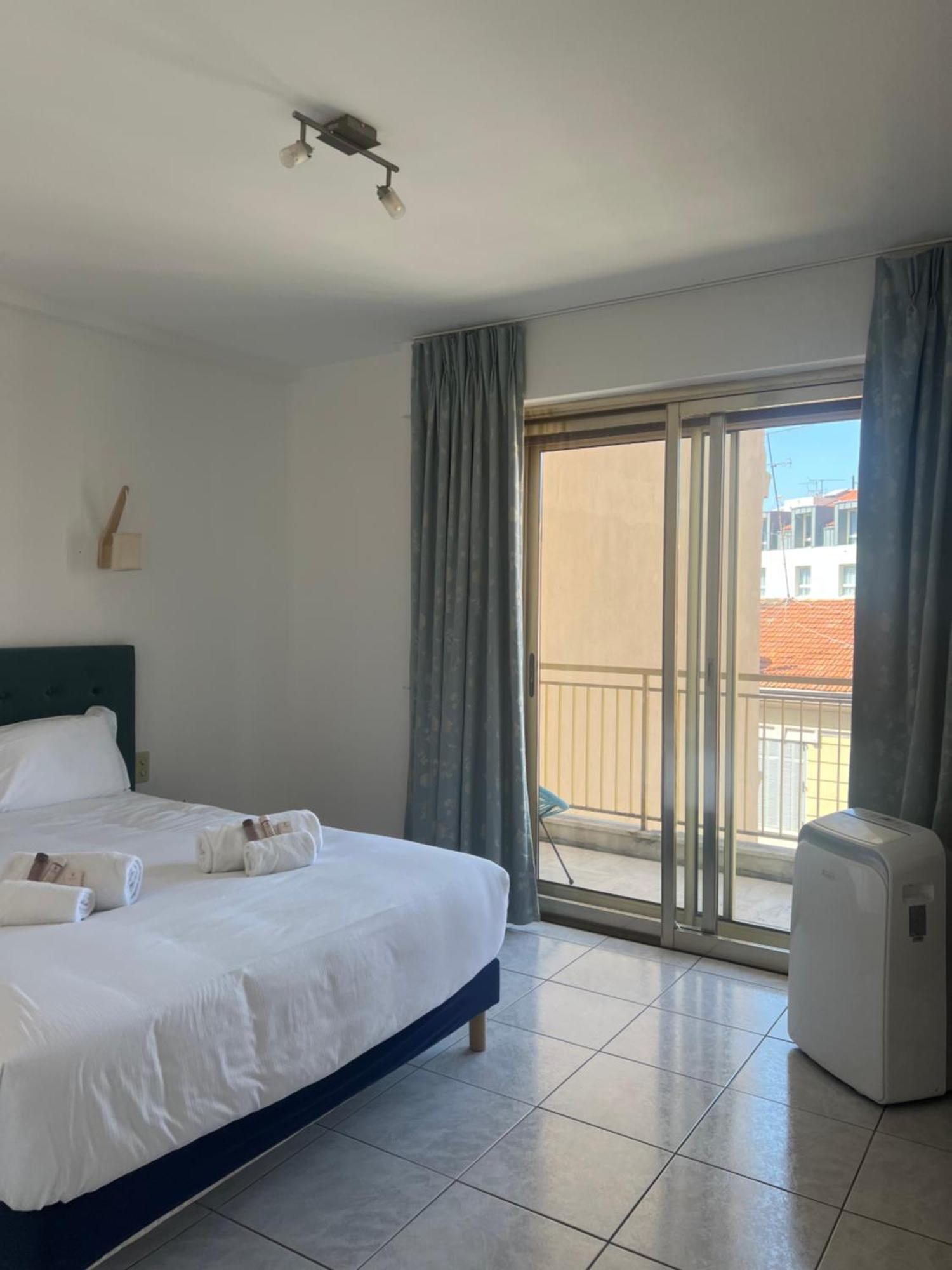 Central -300M Palais- Seaview-A/C-Wifi-Spacieux Cannes Exterior photo